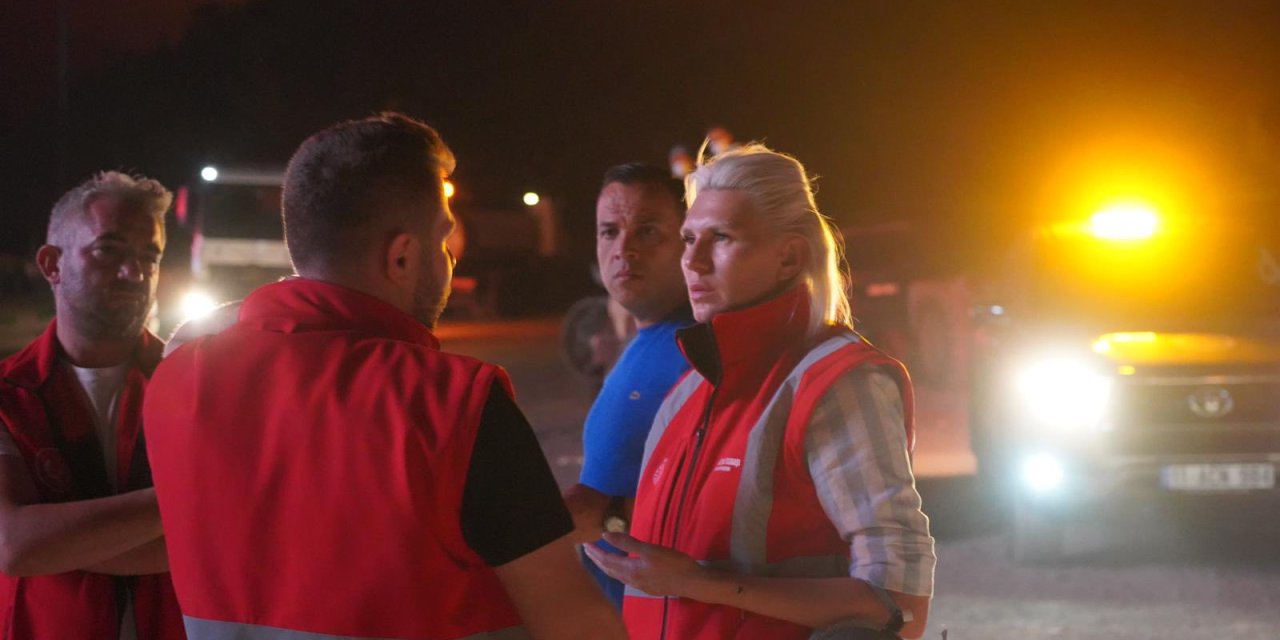 Başkan subaşı yangın bölgesinde incelemelerde bulundu