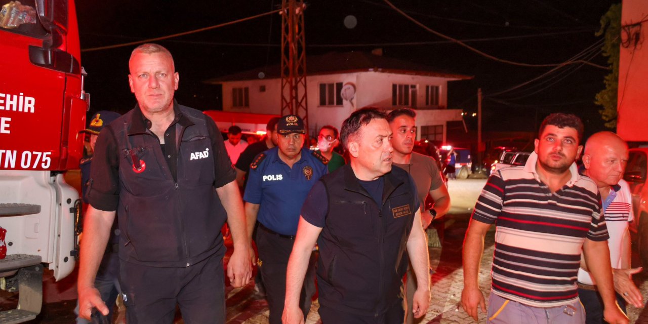 Vali Sözer, köylülerle bir araya geldi
