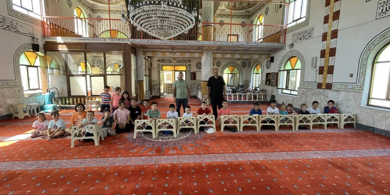 Kuran Kursu Öğrencilerine Aşure İkramı