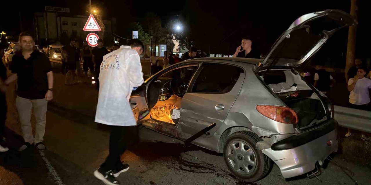 Kontrolünü Kaybettiği Otomobilde Can Verdi