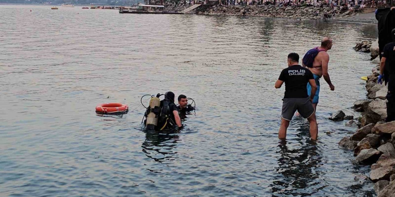 21 Yaşındaki Genç Yüzmek İçin Girdiği Gölde Boğuldu