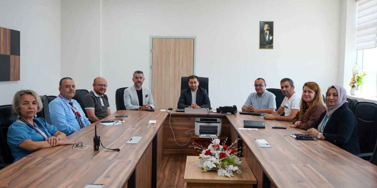 Müdür Damkacı brifing aldı