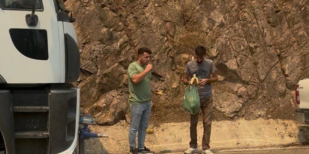 Yangından Geriye Kalan Kahreden Detay
