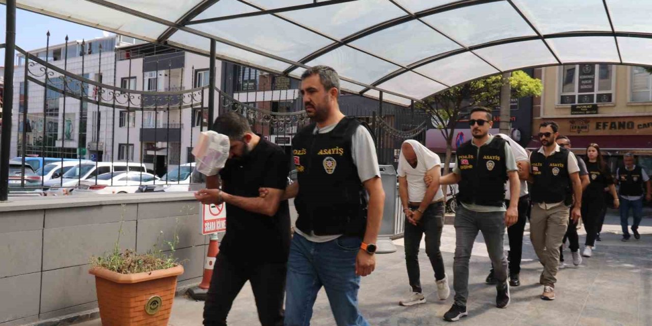 10 Milyon TL Dolandıran 5 Şüpheli Tutuklandı
