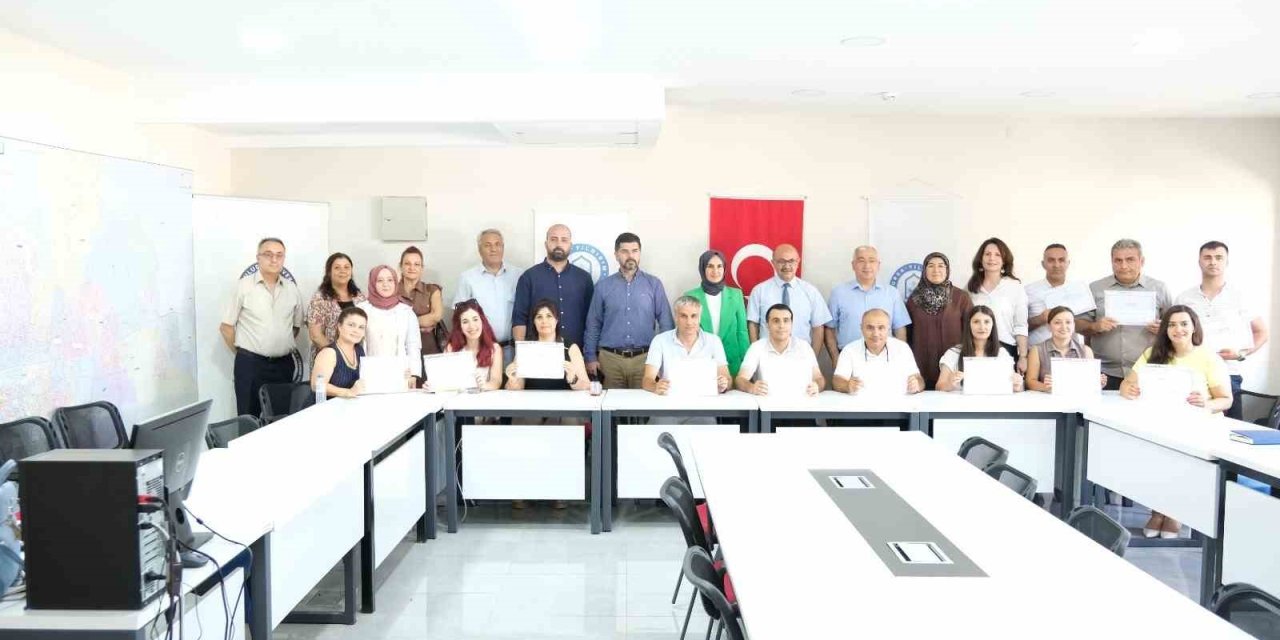 Kamu Personeline Türk İşaret Dili Eğitimi