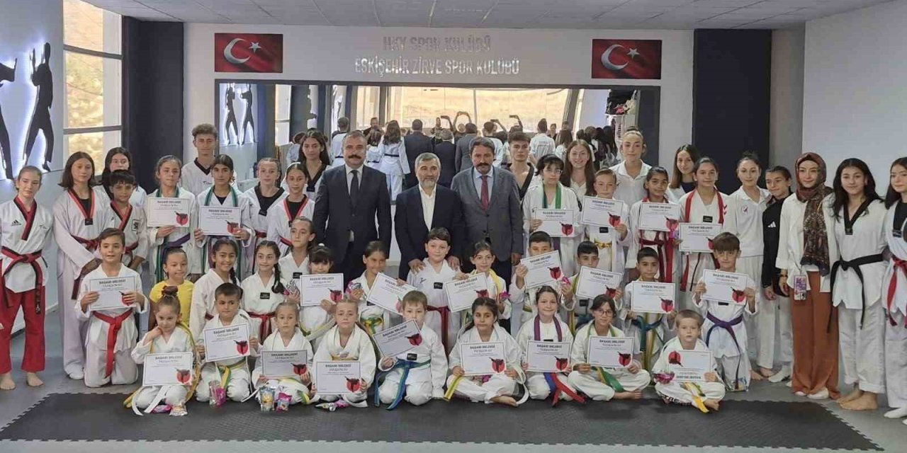 Milli Sporcular Geleceğe Emin Adımlarla İlerliyorlar