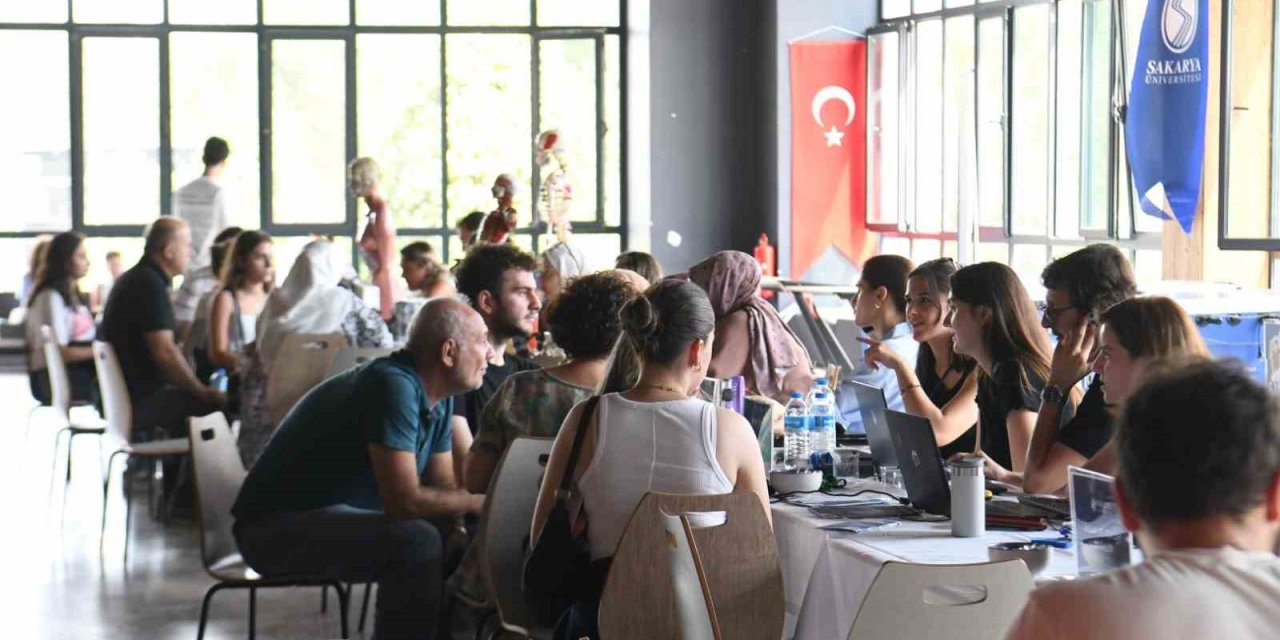 SAÜ'de Tanıtım Günleri Yoğun İlgiyle Tamamlandı