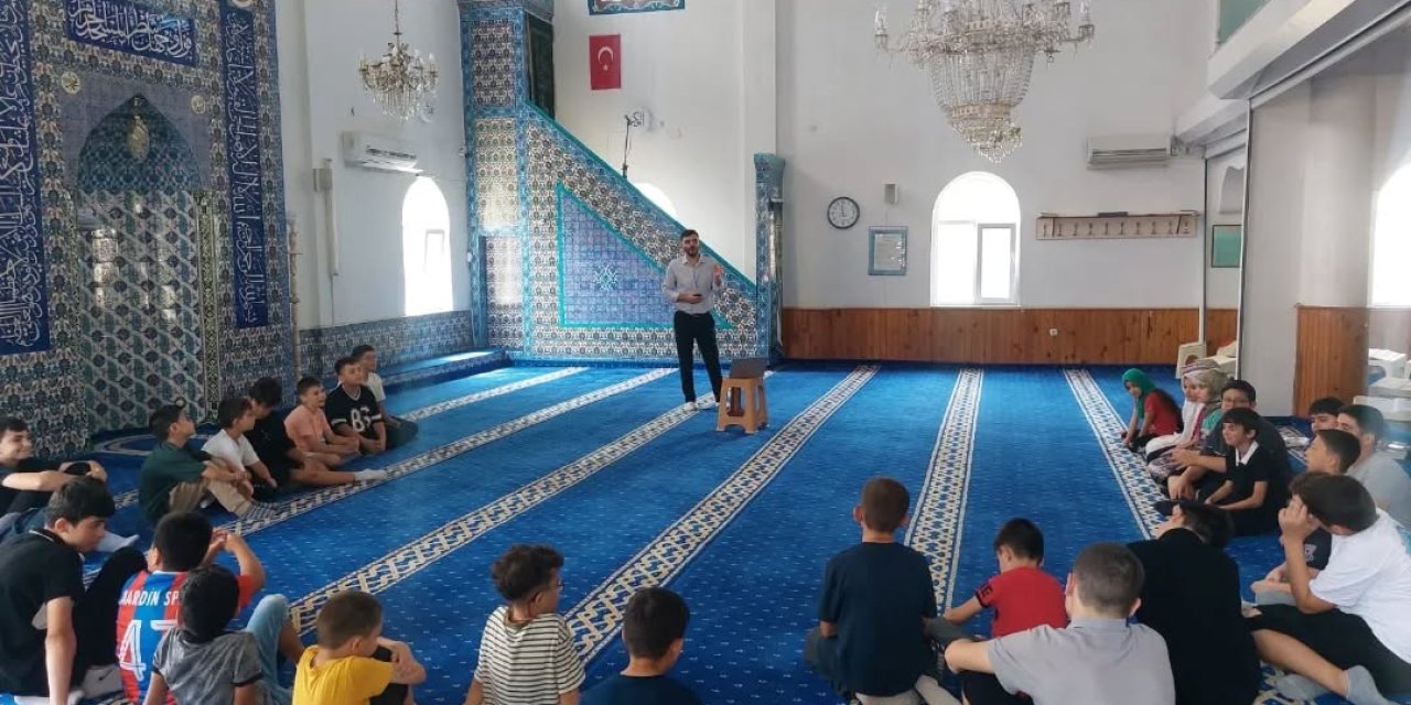 Kuran Kursu Öğrencilerine Seminer