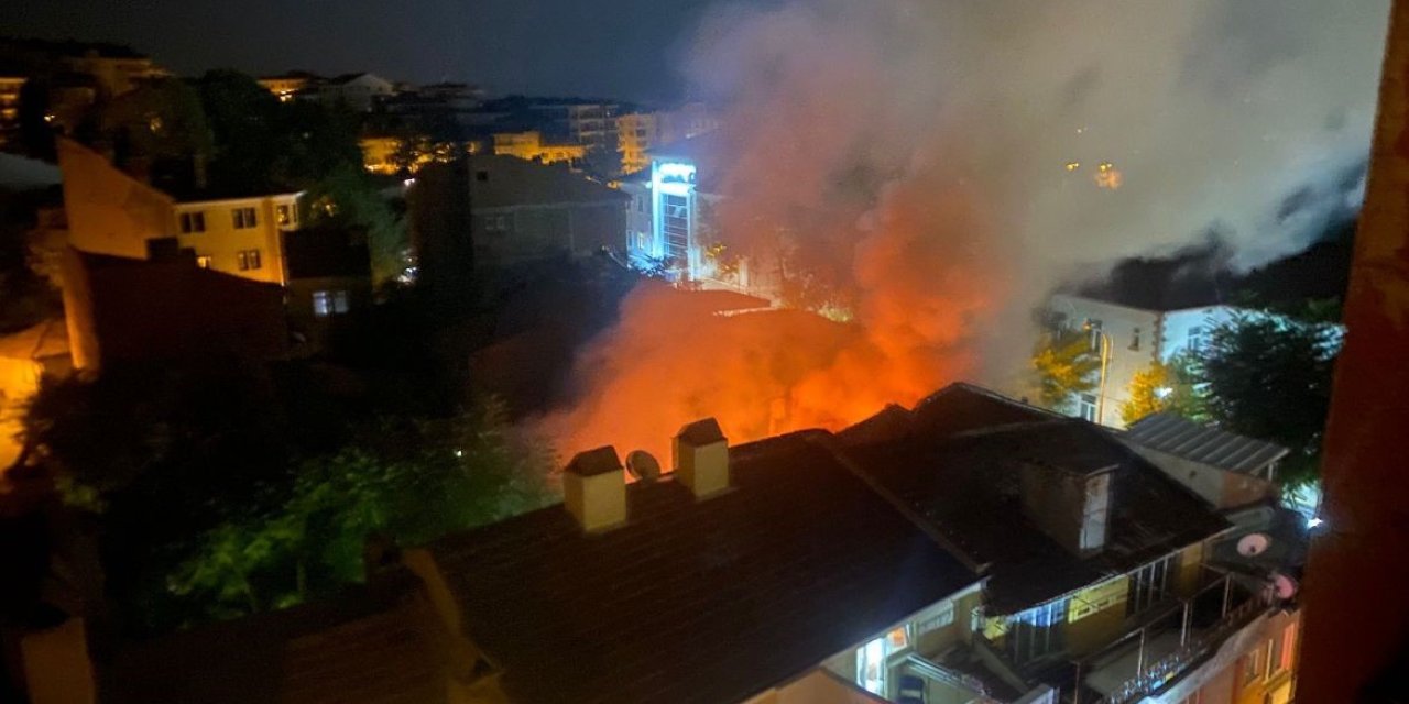 Kuaför Dükkanında Yangın