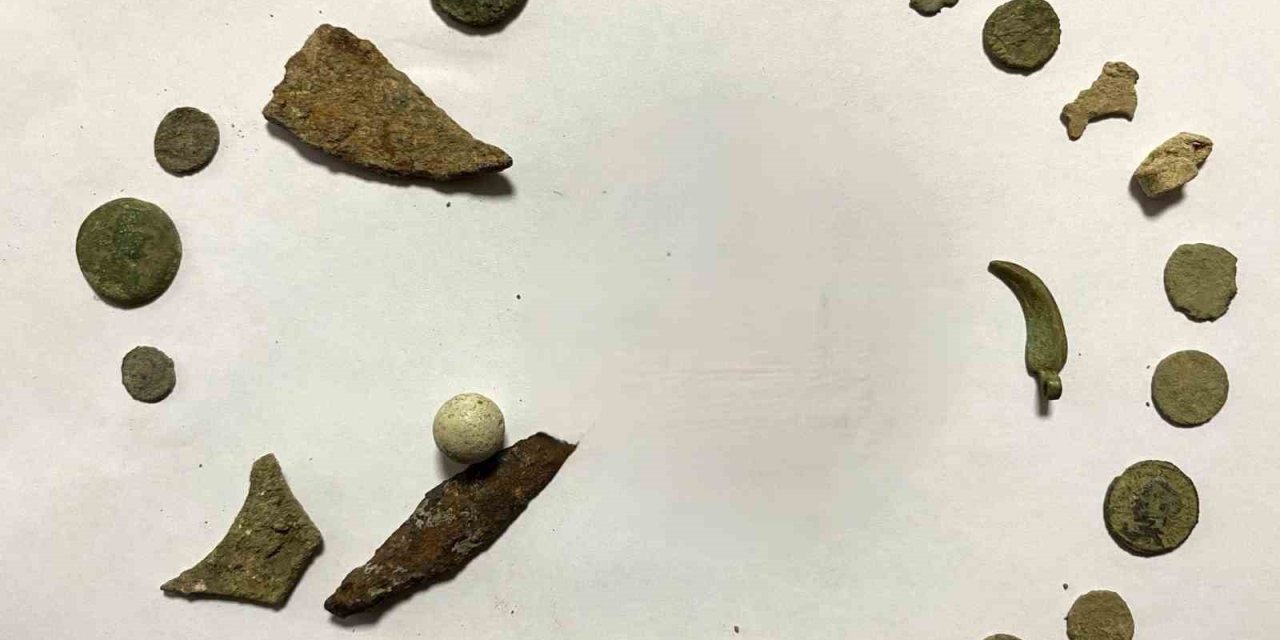 27 Adet Tarihi Eser  Yakalandı