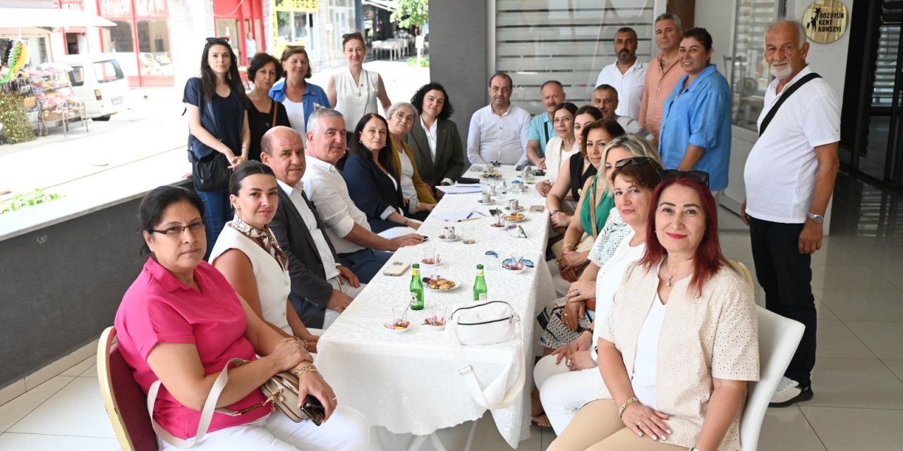 CHP Heyetinden Kent Konseyine Ziyaret