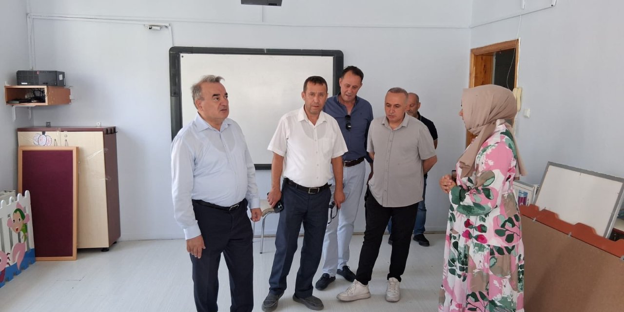 Kaymakam Öztürk Okul Onarım Çalışmalarını İnceledi