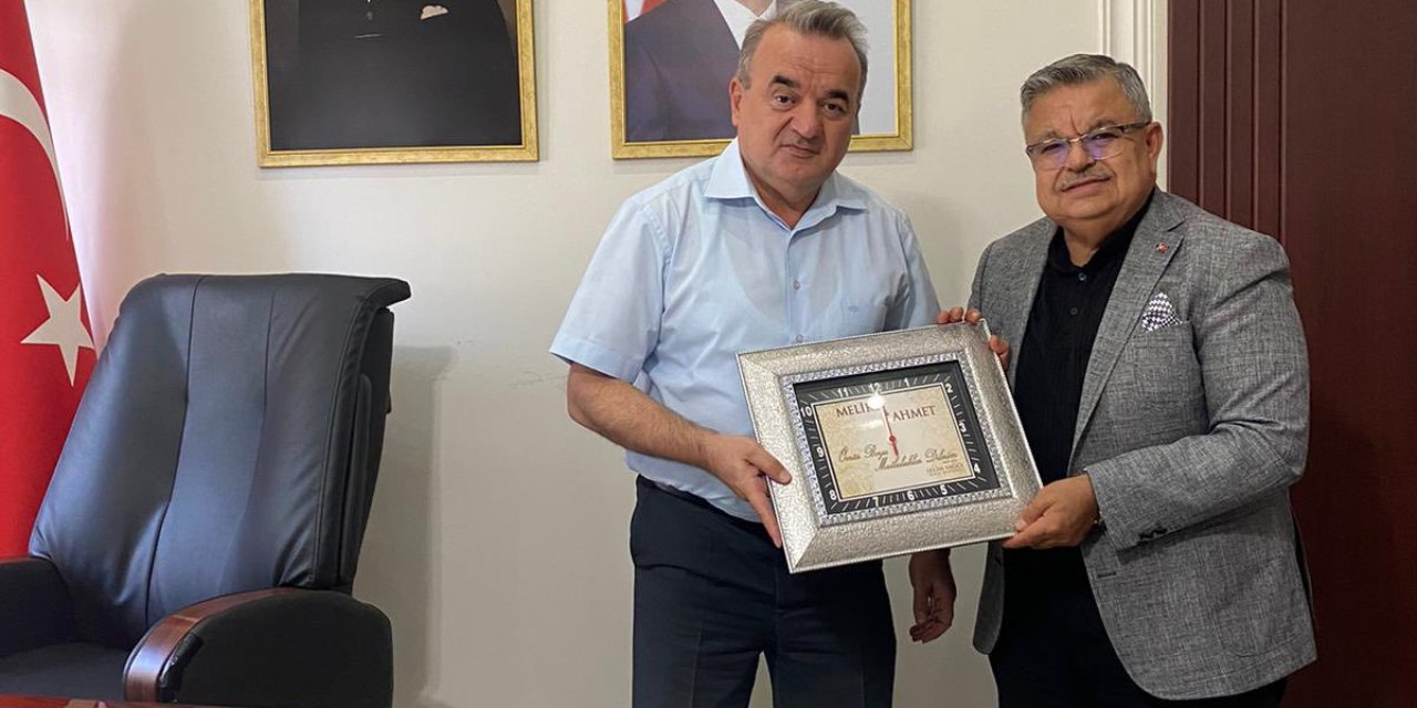 Selim Yağcı'dan Kaymakam Öztürk'e Ziyaret