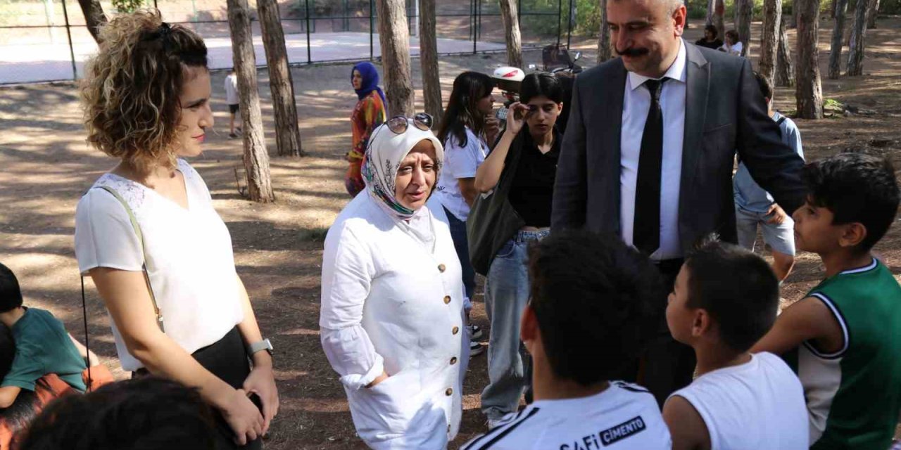 Çocuk Hizmetleri Genel Müdürü Kara, Çocuklarla Piknikte Buluştu