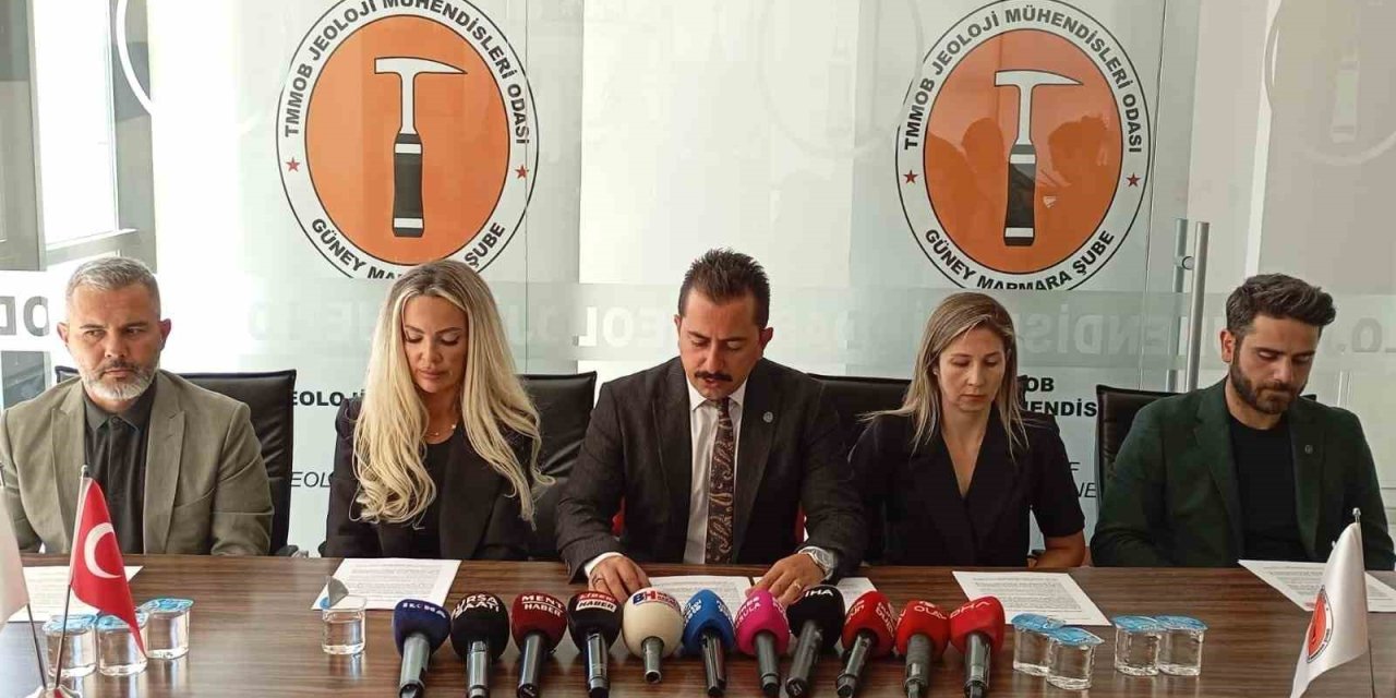 Depremin 26. Yılında Jeoloji Mühendisleri Odası’ndan Çağrı