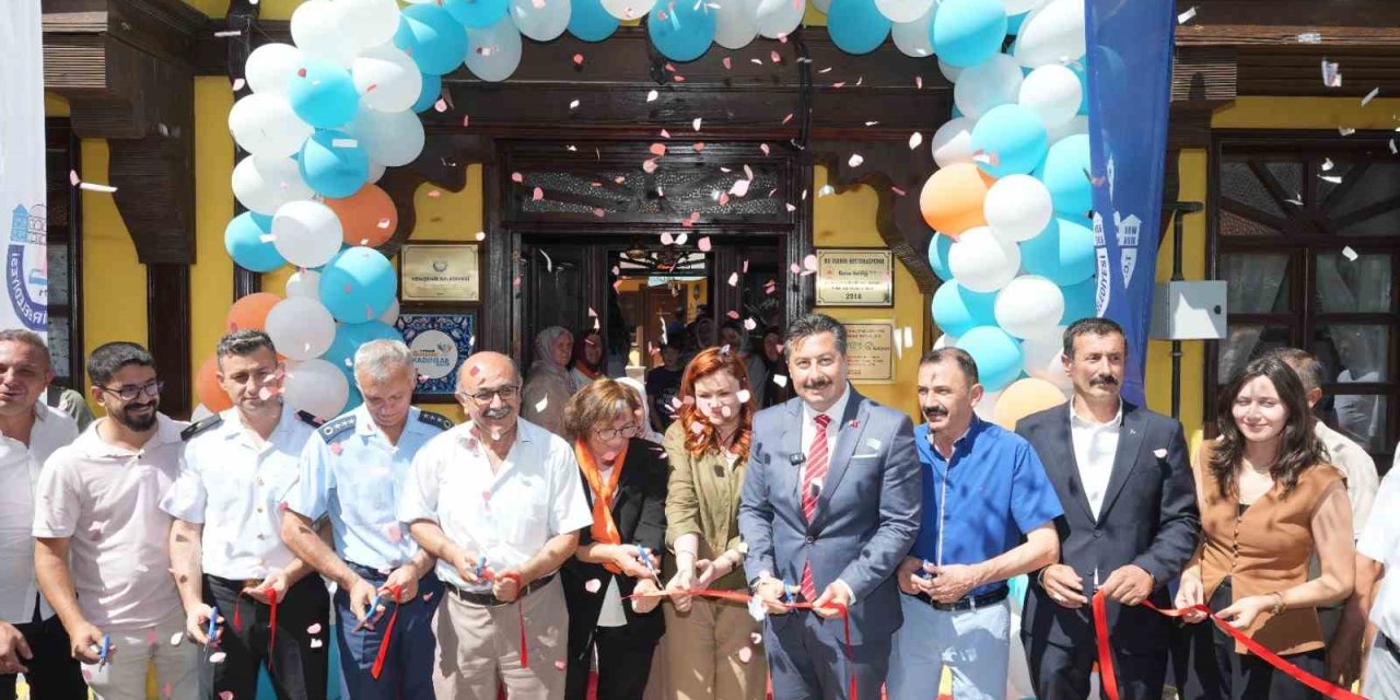 Tarihi Sarı Köşk Sosyal Hayata Kazandırıldı
