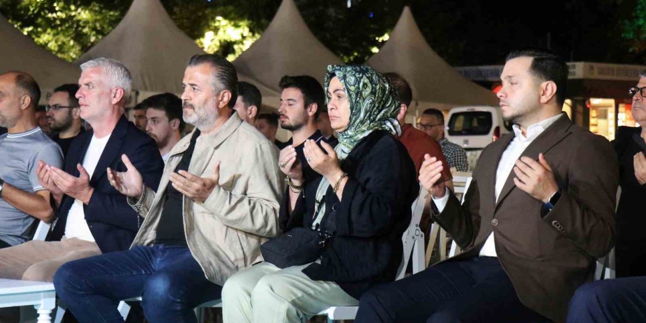 03.02’de Sakarya’da Eller Semaya Açıldı