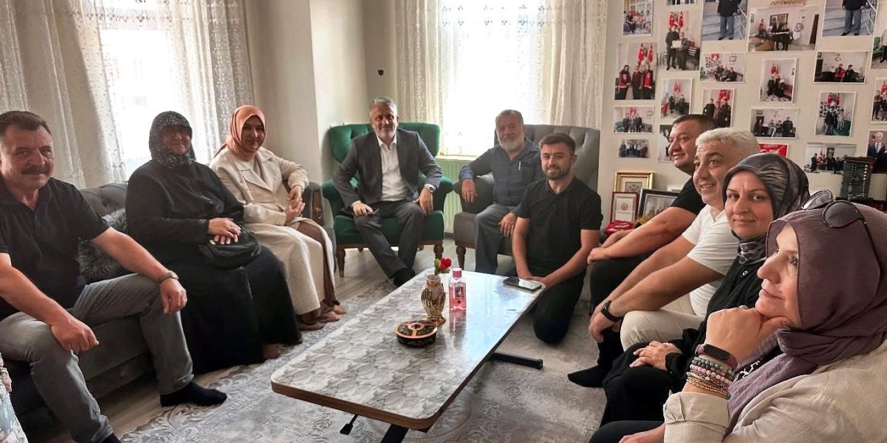Ak Parti’de "Türkiye Yüzyılı Buluşmaları"