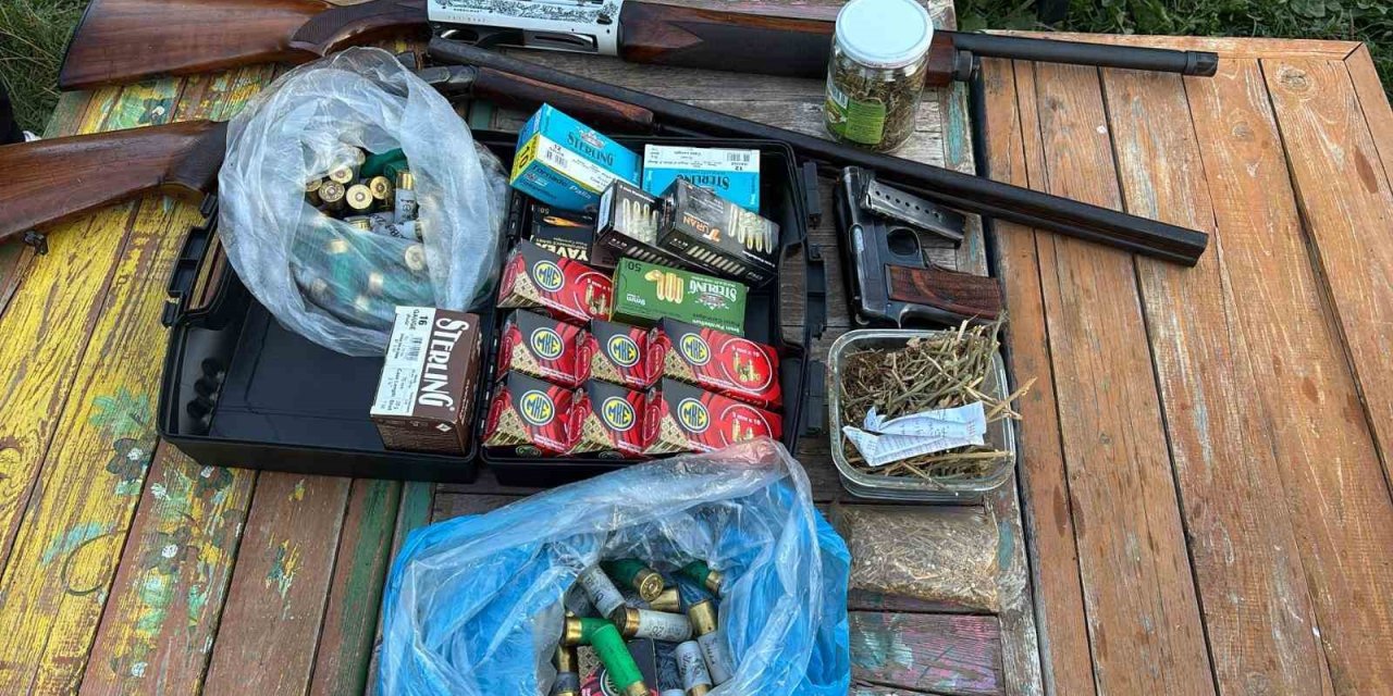 Jandarmadan Uyuşturucu Operasyonu: Çok Sayıda Silah Ve Mühimmat Da Ele Geçirildi