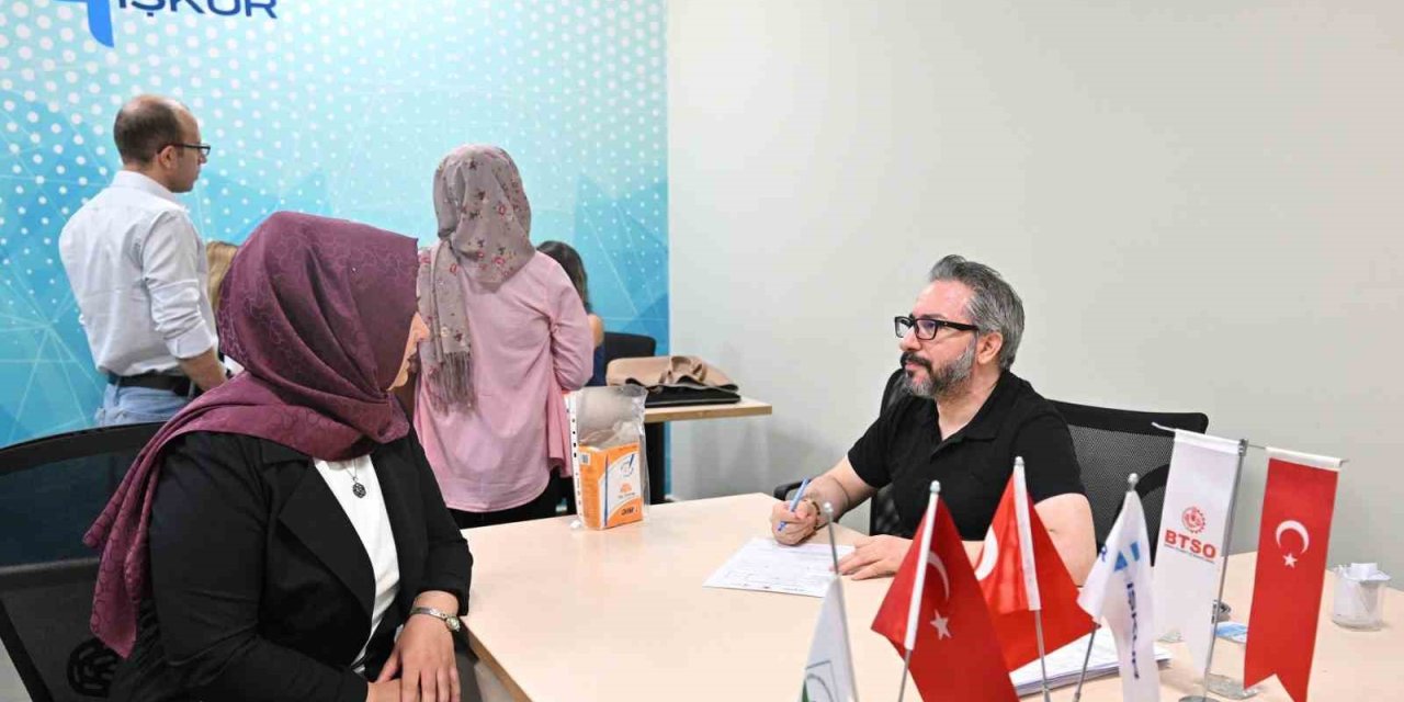 İş Arayanlar İle İşverenler Btso İstihdam Merkezi’nde Buluşuyor