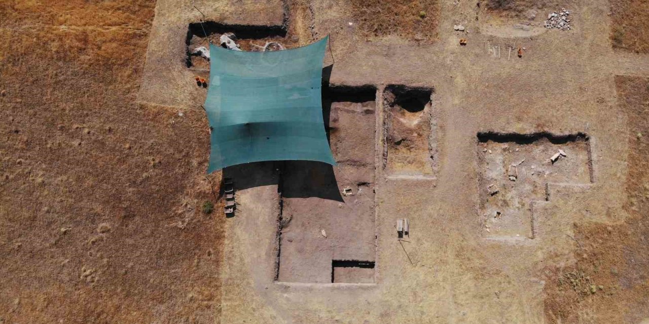 Küllüoba Höyüğü’ndeki Mezarlık Alanda Yapılan Arkeolojik Çalışmaların İlginç Sonuçları