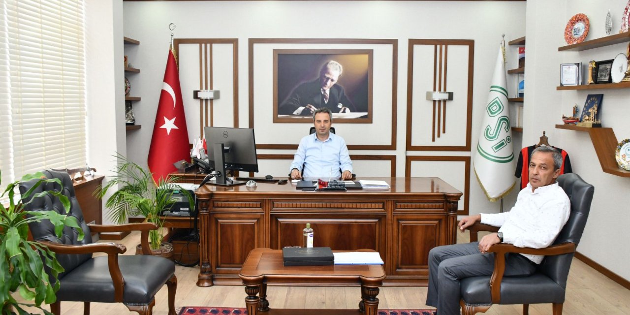 İlhan Özden'den Müdür Şan'a ziyaret