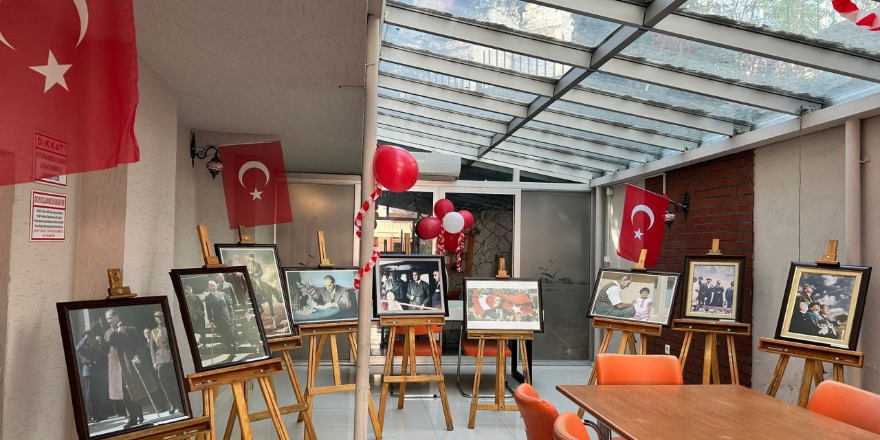 Atatürk temalı karma sergi açıldı