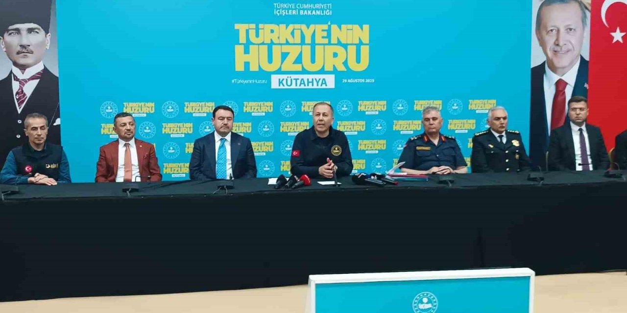Bakan Yerlikaya: "450 Bin 169 Suriyeli Geri Dönüş Yaptı"