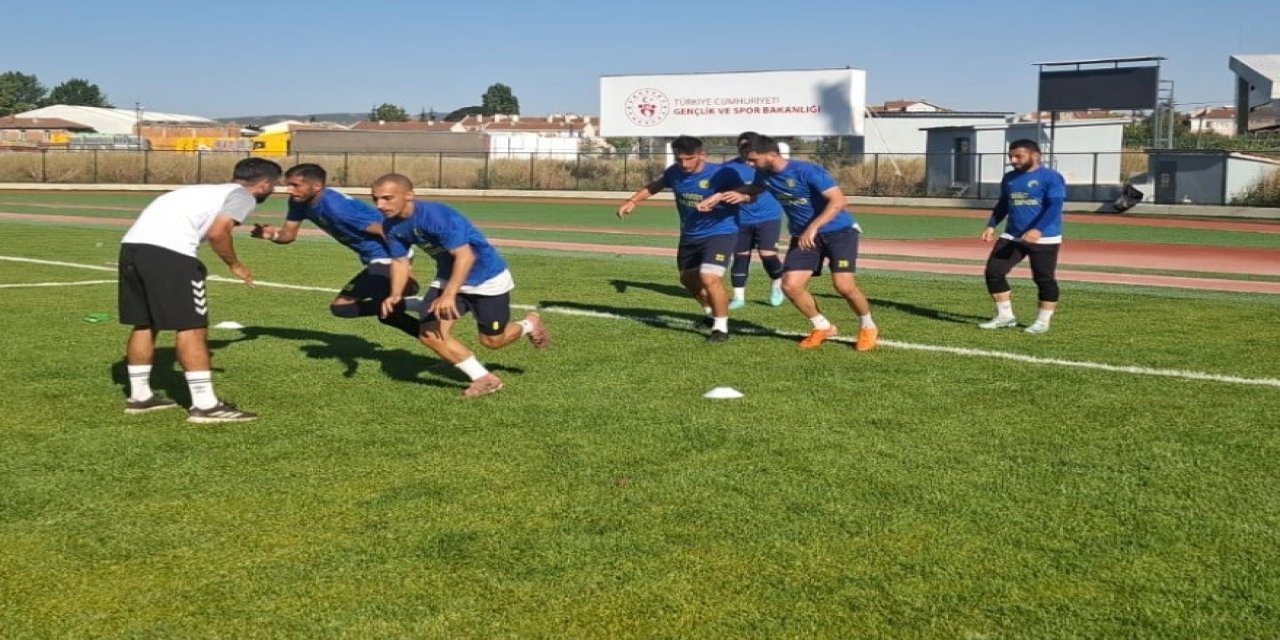 Söğütspor Zorlu Bursaspor Maçının Hazırlıklarını Sürdürüyor