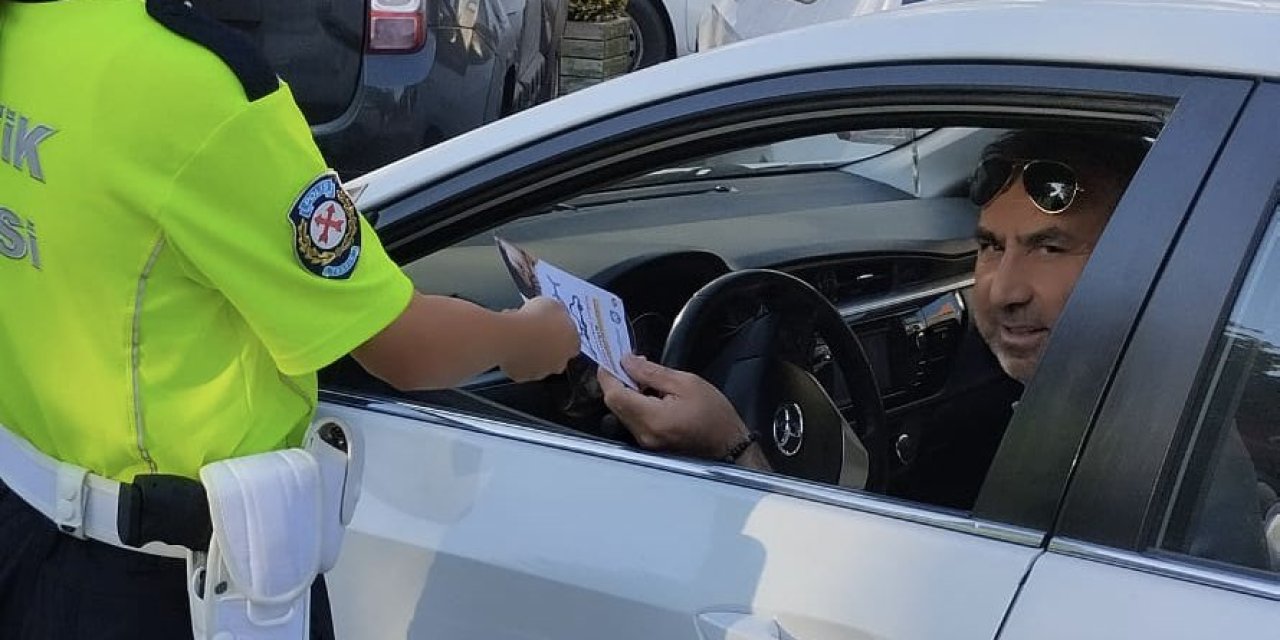 Trafik ekipleri hem denetledi hem de bilgilendirdi
