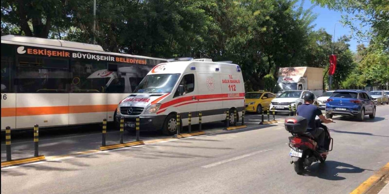 Duba Çalışması Ambulansların İşini Zorlaştırıyor