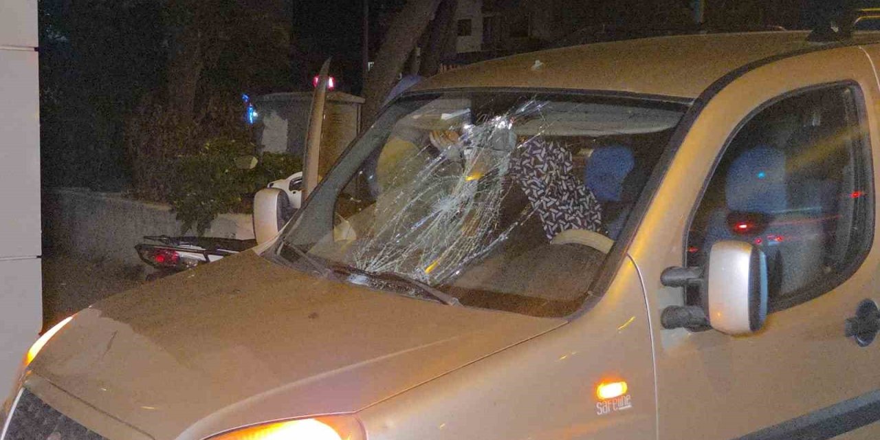Araç Yayaya Çarptı