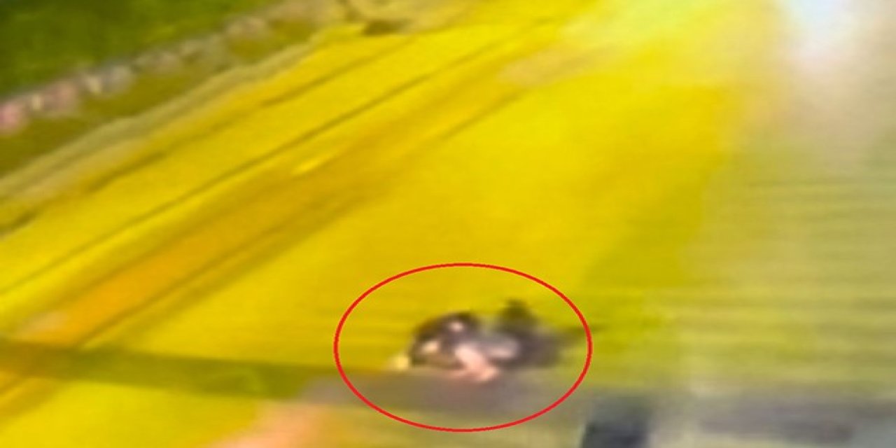 Boş Yolda İki Motosikletli Kaza Yaptı