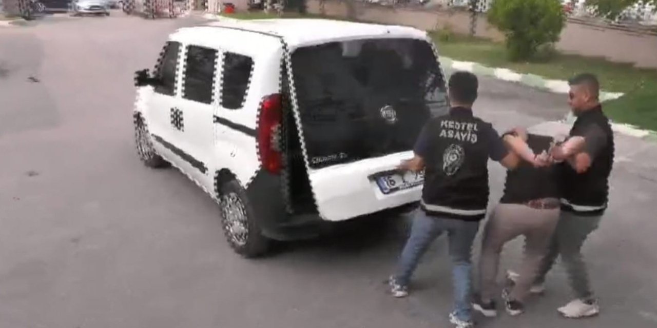 19 Yıl Hapis Cezasıyla Aranan Firari Suçlu Trafikte Yakalandı