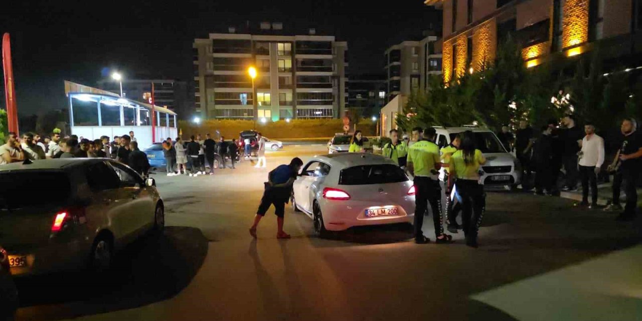 Dur İhtarına Uymadı, Aracı Bırakıp Başka Araçla Kaçtı