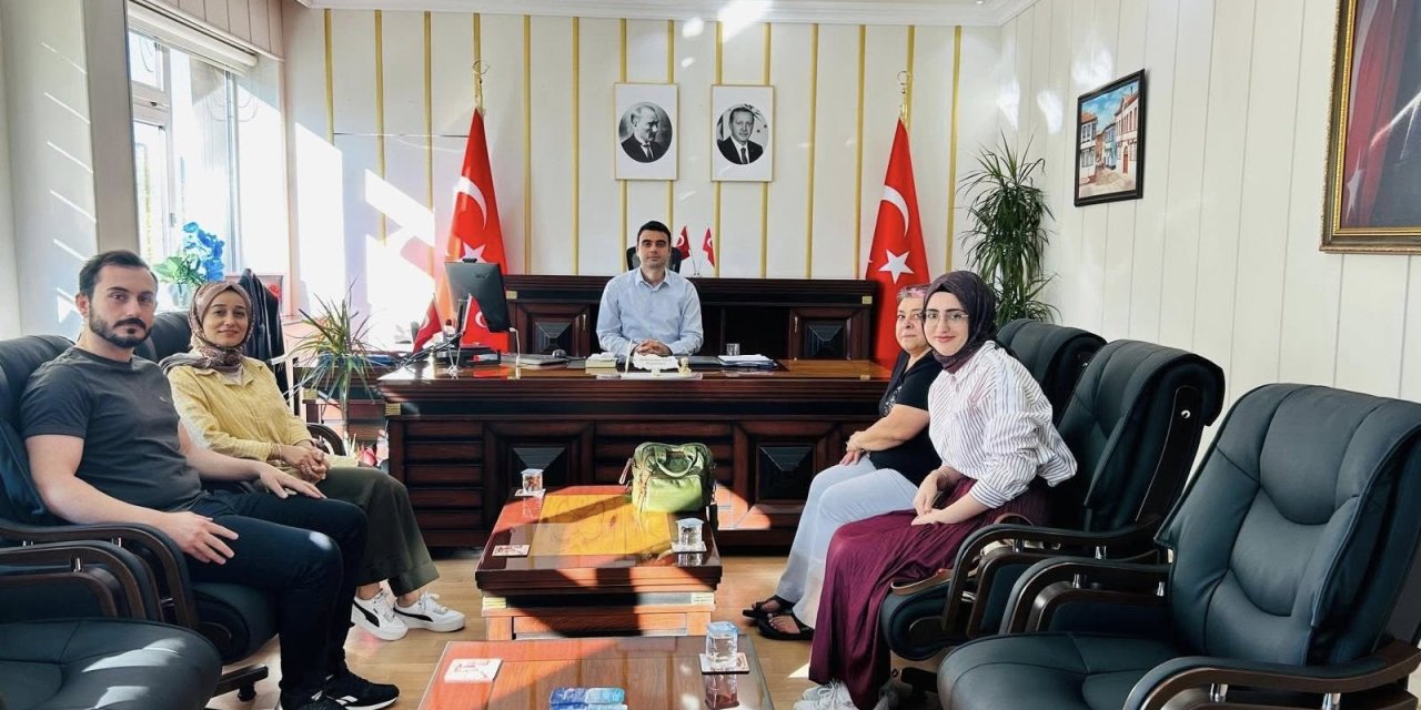 Kaymakam Kılıç Misafirlerini Ağırladı