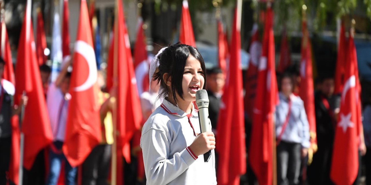 Bozüyük'te İlköğretim Haftası Kutlandı