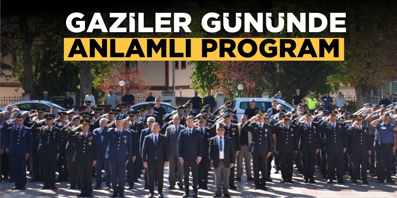 Gaziler Gününde Anlamlı Program