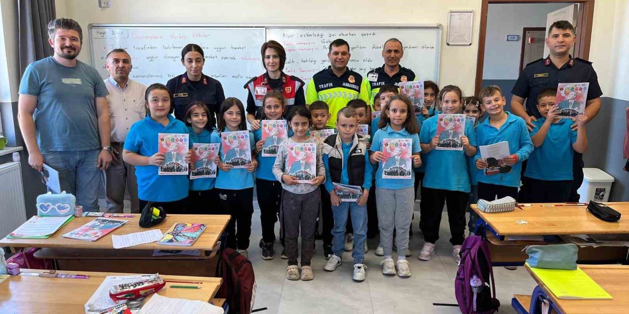 Jandarmadan Okul Ziyareti Ve Okul Çevresi Denetimleri