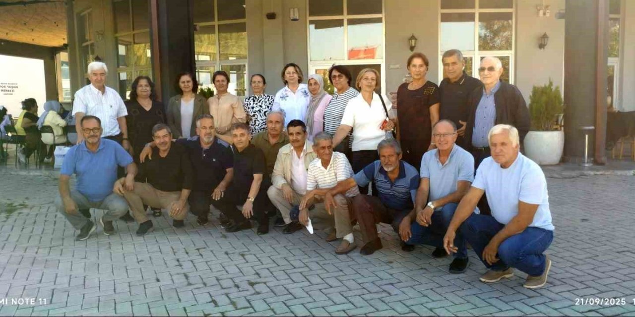 46 Yıl Sonra Yeniden Bir Araya Geldiler