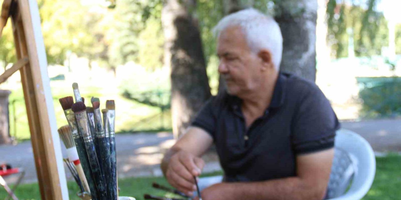 Ressamı Şaşırtan Karga