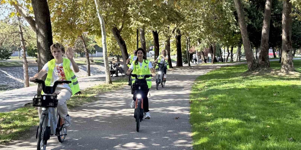 Türk Ve Alman Öğrenciler "Yeşil Gelecek" İçin Pedal Çevirdi