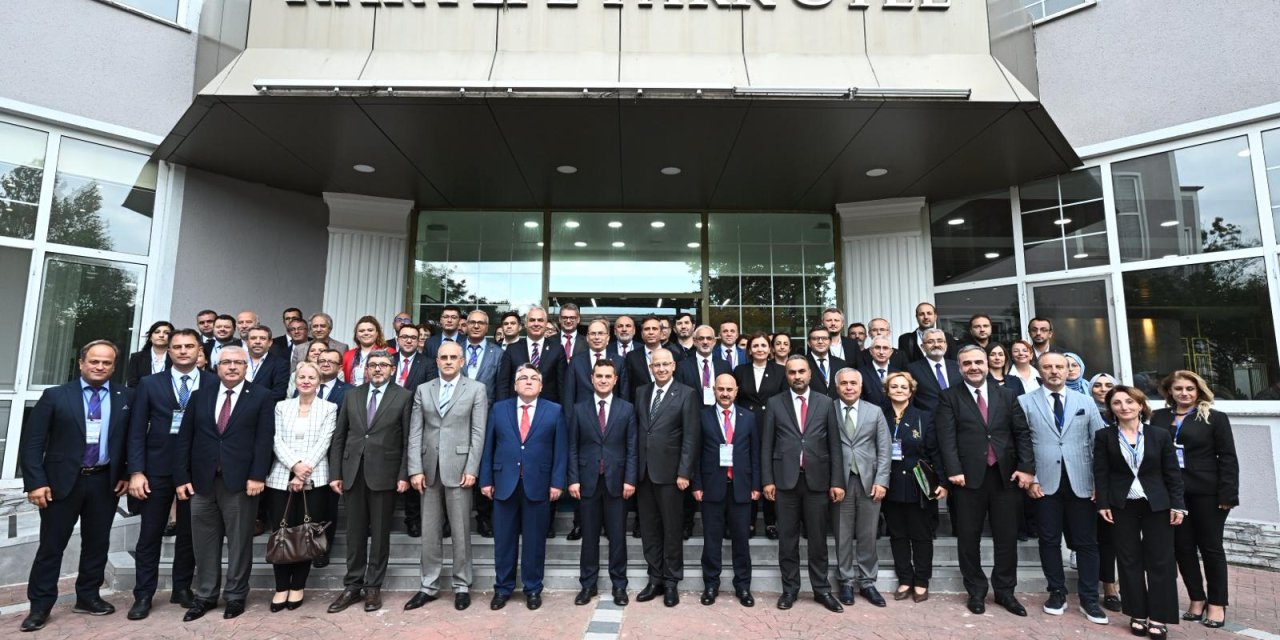 Rektör Kaplancıklı, Batı Karadeniz Üniversiteler Birliği Çalıştayına katıldı