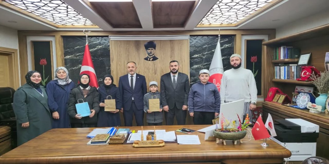 İl Birincilerine Hediyeleri Takdim Edildi