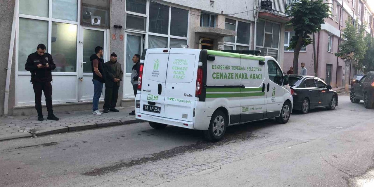 Yaşlı Adam Dükkanda Ölü Bulundu