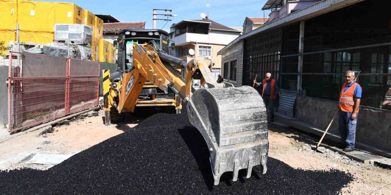9 Ayda 29 Bin Ton Asfalt Yaması Yapıldı