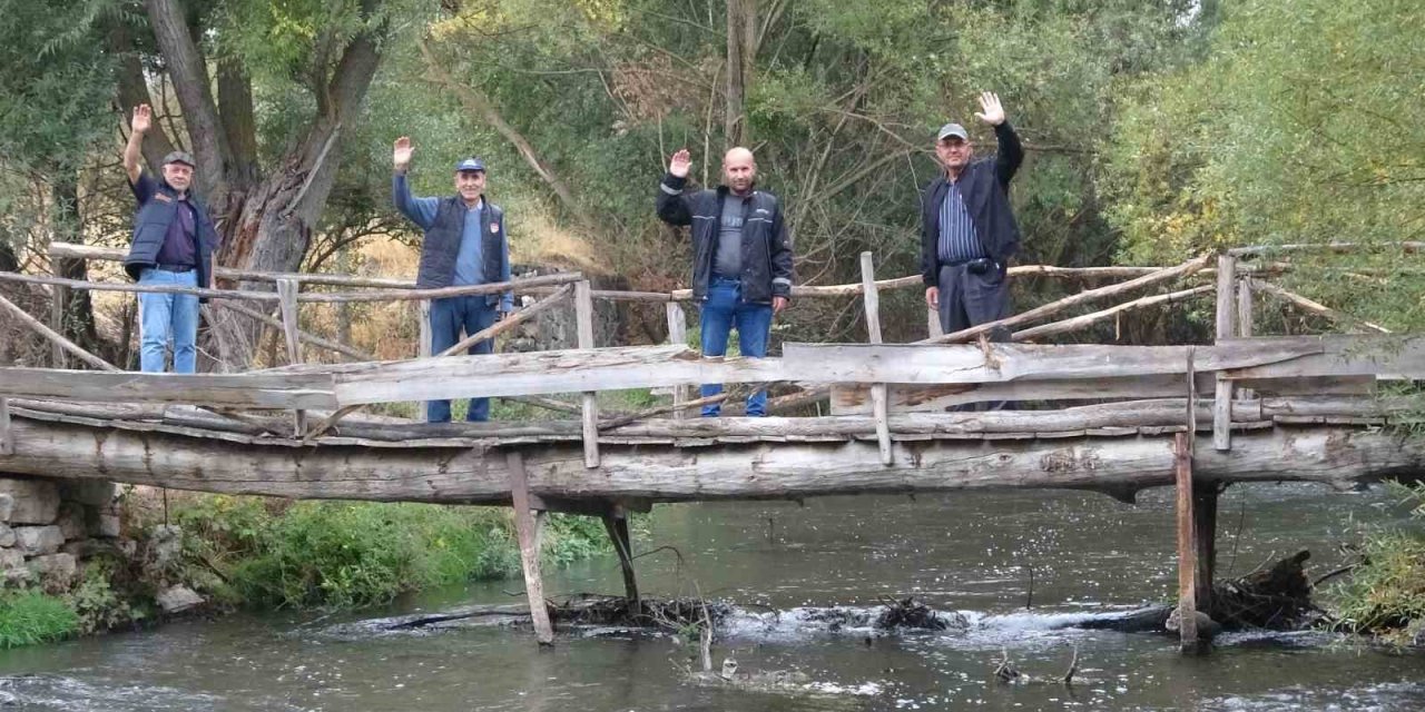 Köy Sakinleri Köprü İstiyor