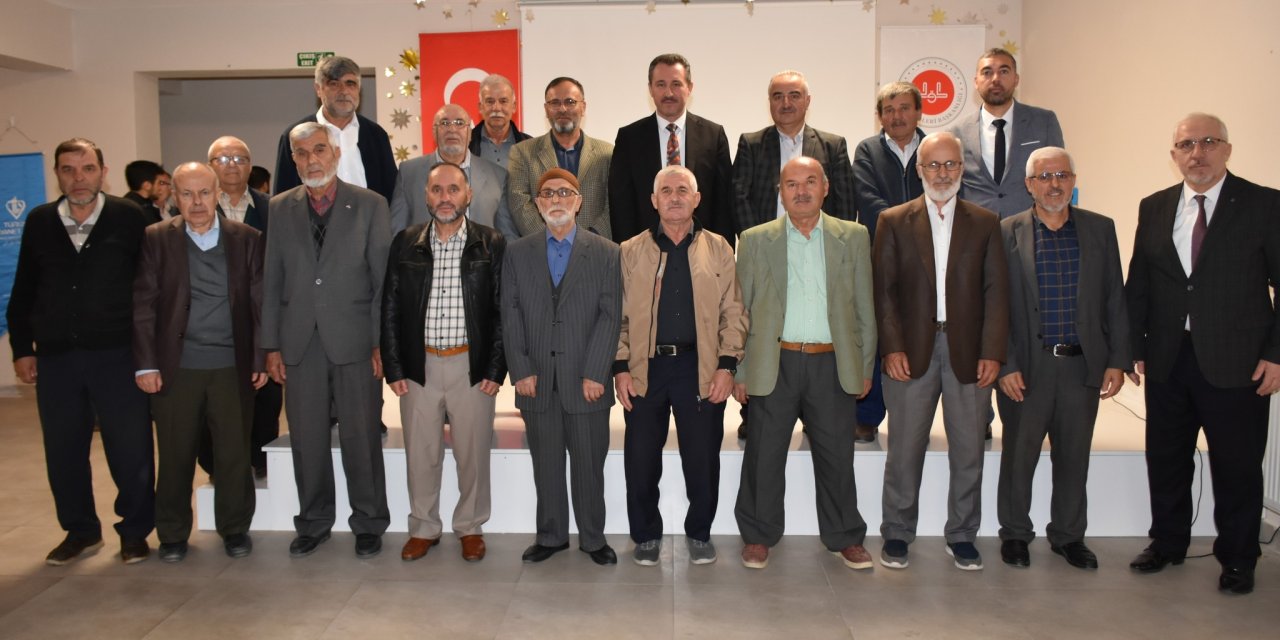 Din Görevlilerine Anlamlı Program