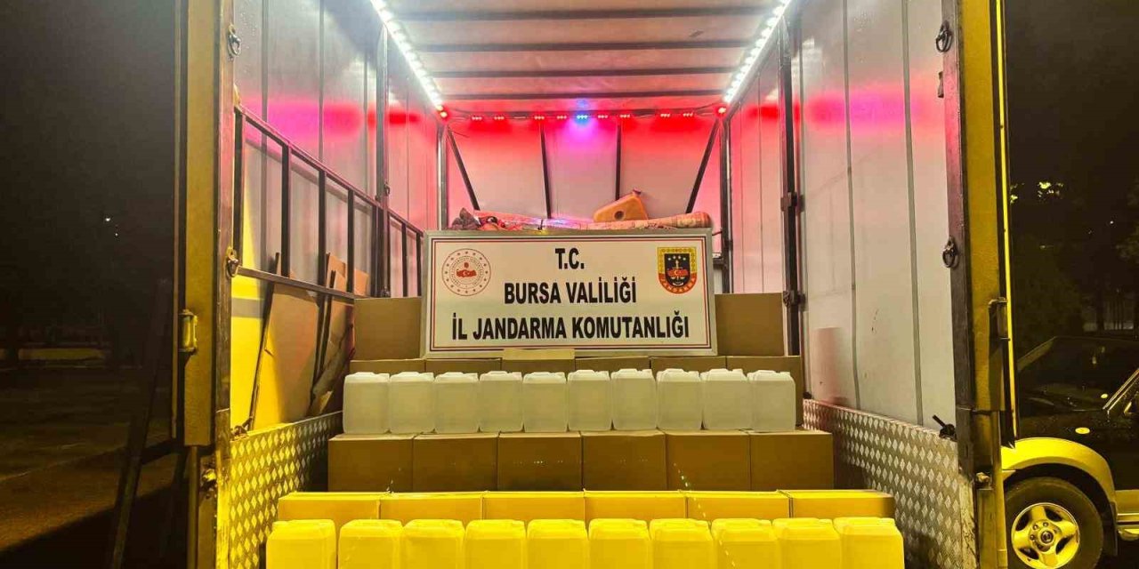 Bin Litre Kaçak Etil Alkol Ele Geçirildi