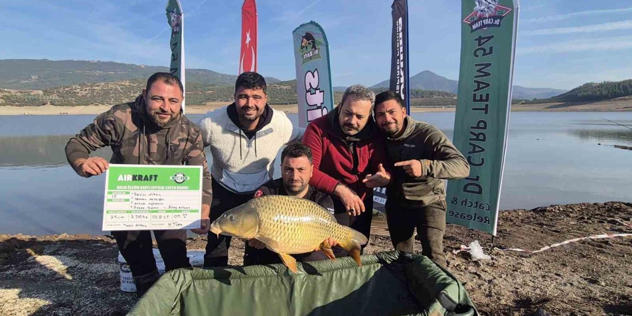 Çerkeşli Göleti’nde Sazan Yarışı